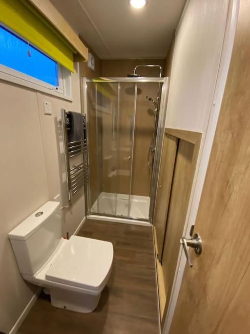 Neptunes Pod Fort William Exterior photo
